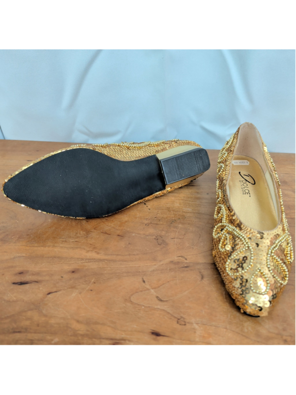 Deadstock Dolce By Pierre Sequin Embellished Gold shoes Size 8